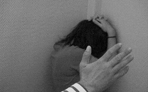 Police ‘nearly overwhelmed’ by reports of domestic abuse incidents